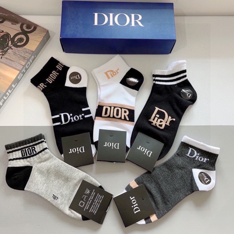 DIOR